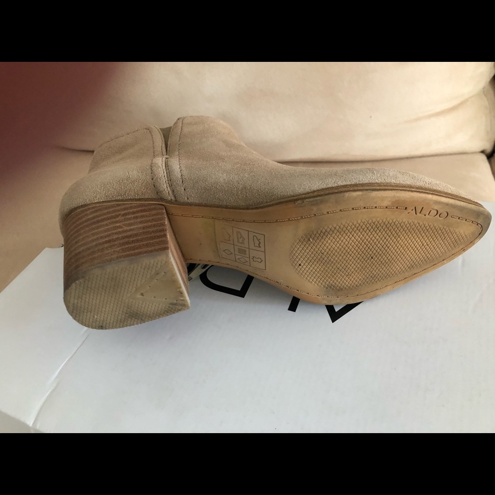 Boot - Picture 2 of 3
